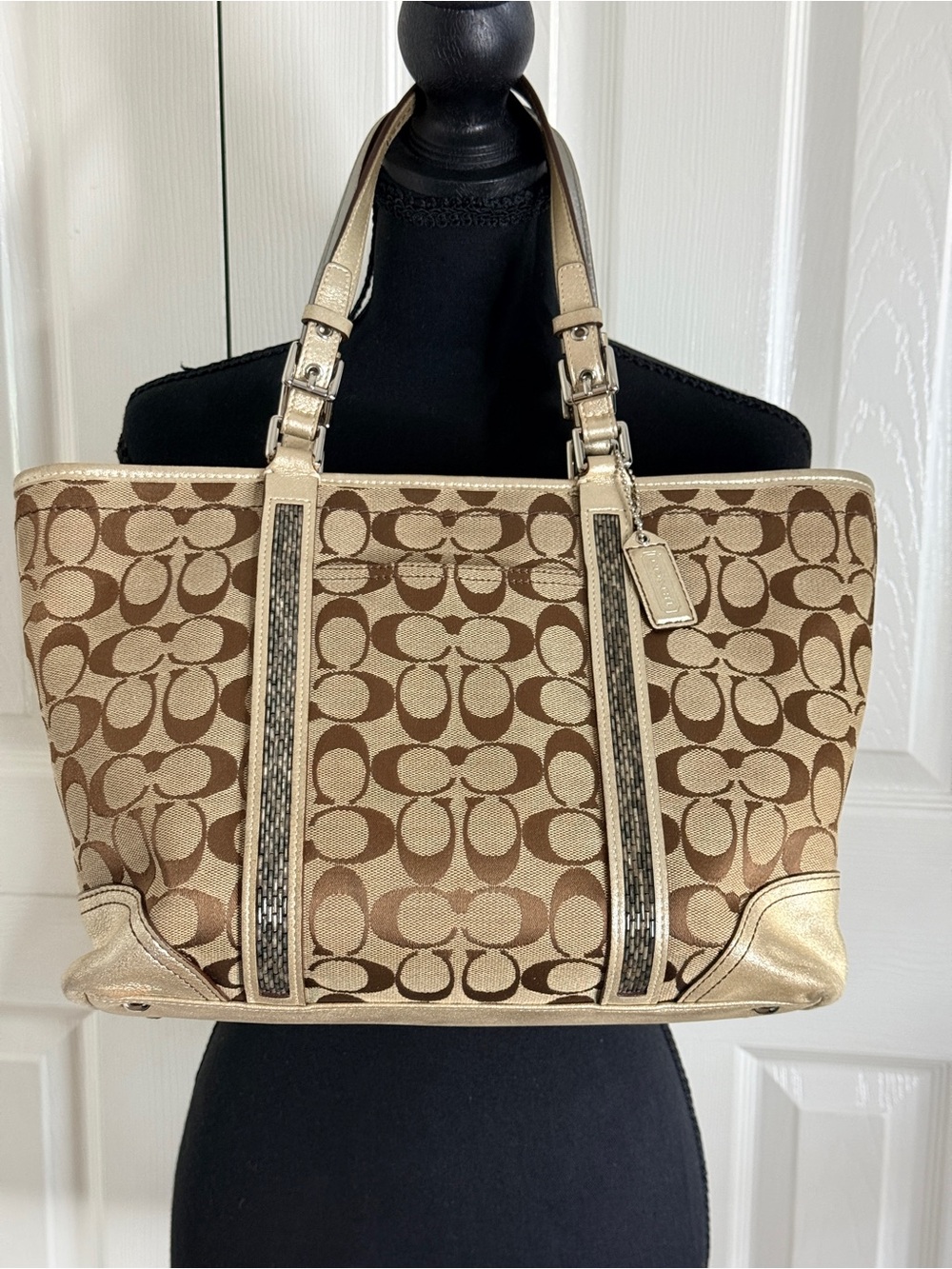 Coach Vintage Y2K Signature Gallery Beaded Tote Metallic Gold 8K52